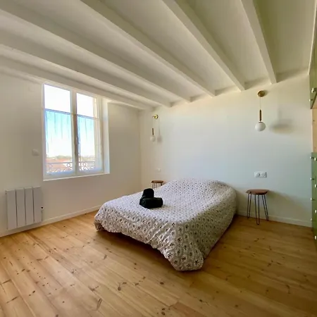 La Maison De Brunyl La Rochelle (Charente-Maritime)