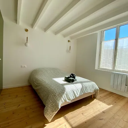 La Maison De Brunyl 펜션 *